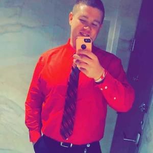 Meet your Posher, Travis c.